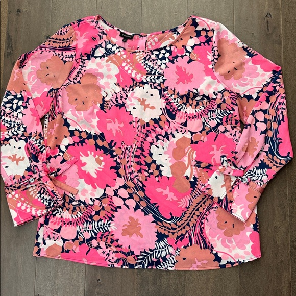 Talbots Tops - NWT Talbots Pink and Navy Floral Top